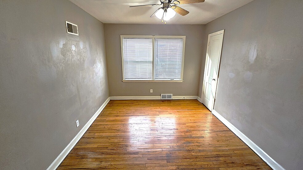 More Photos Of 818 N 46th St, Omaha Apartments For Sale