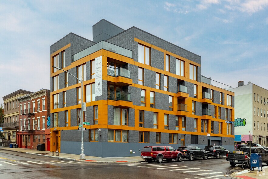 Primary Photo Of 540 Graham Ave, Brooklyn Apartments For Sale