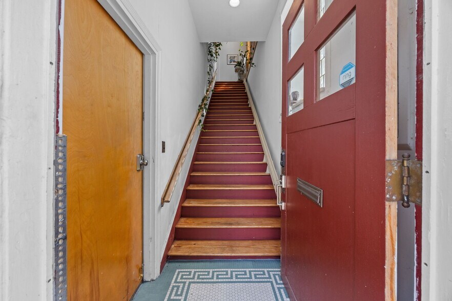 More Photos Of 4096 West Ave, Ayden General Retail For Sale