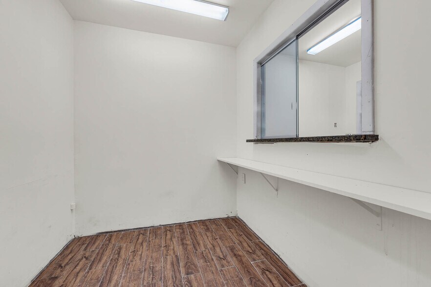 More Photos Of 2306 Lee Rd, Winter Park Medical For Lease