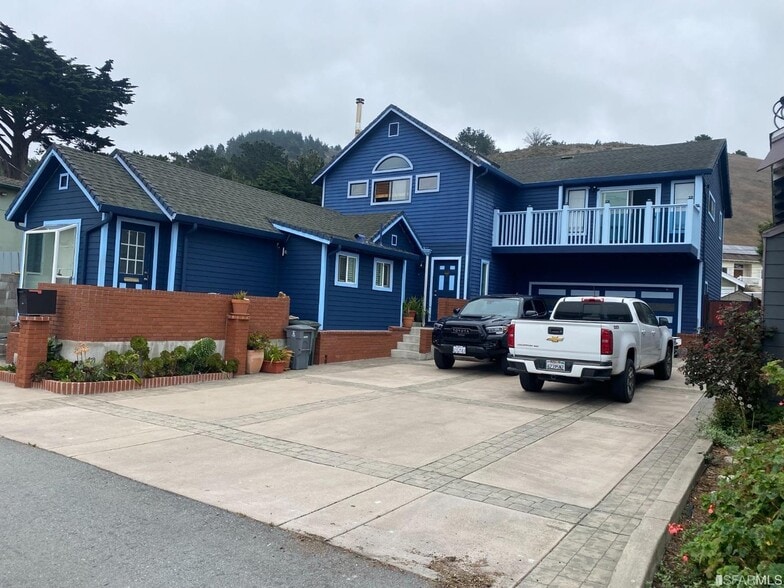 Primary Photo Of 419 Harvey Pl, Pacifica Apartments For Sale