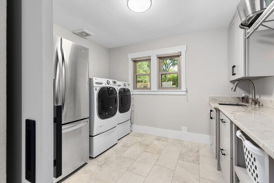 More Photos Of 2681 Sam Bass Rd, Round Rock Hospitality For Sale