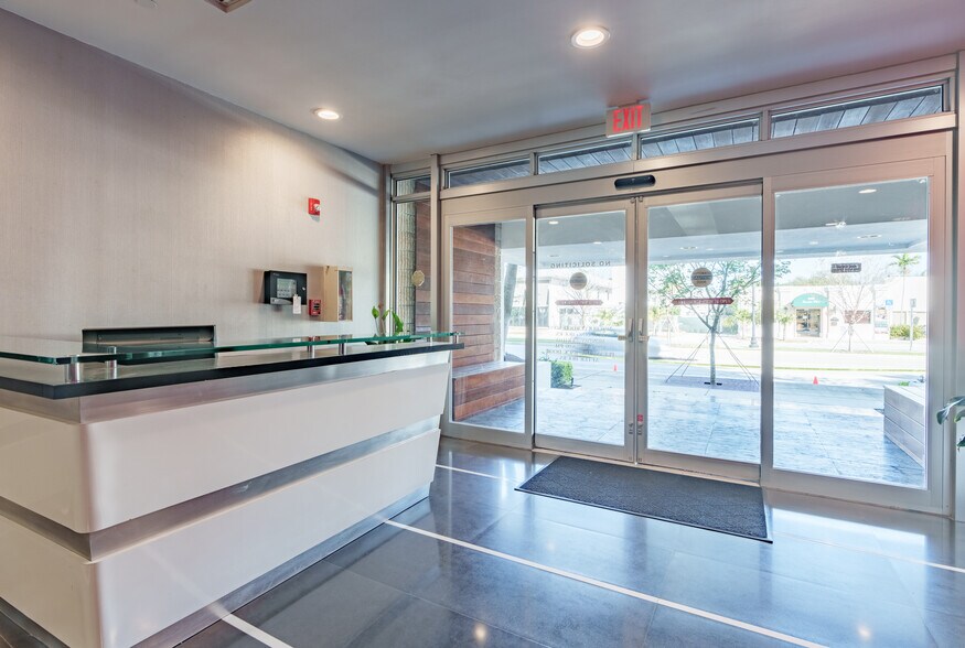More Photos Of 2450 Hollywood Blvd, Hollywood Loft Creative Space For Sale