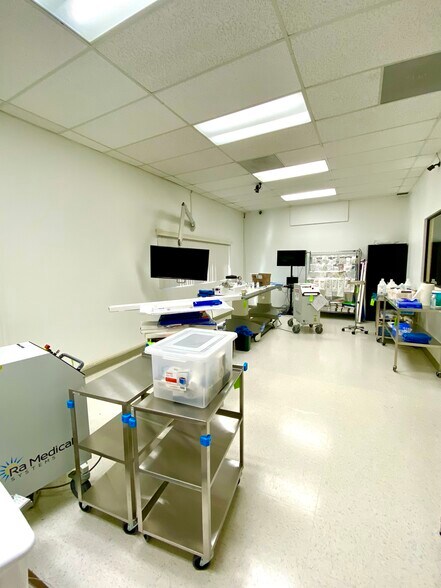 More Photos Of 1926 Kellogg Ave, Carlsbad Research And Development For Lease