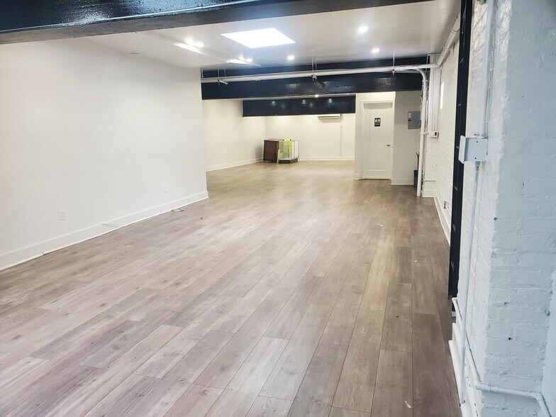 More Photos Of 996-1006 Atlantic Ave, Brooklyn Storefront Retail Residential For Lease