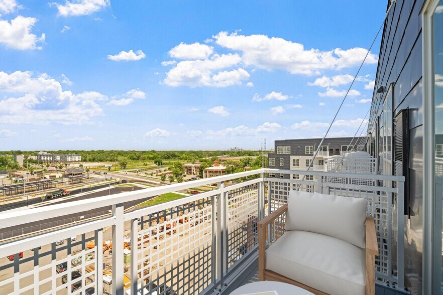 More Photos Of 8594 Excelsior Blvd, Hopkins Apartments For Lease