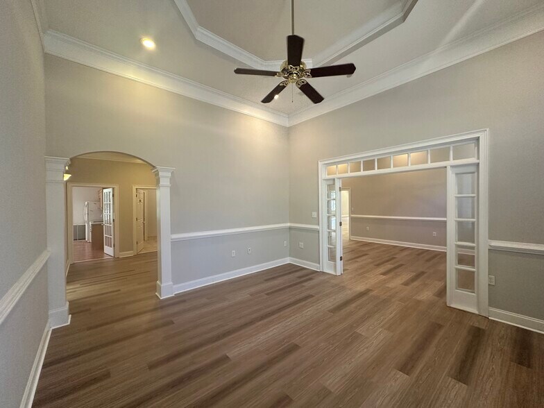 More Photos Of 10425 Old Alabama Connector Rd, Alpharetta Office For Lease