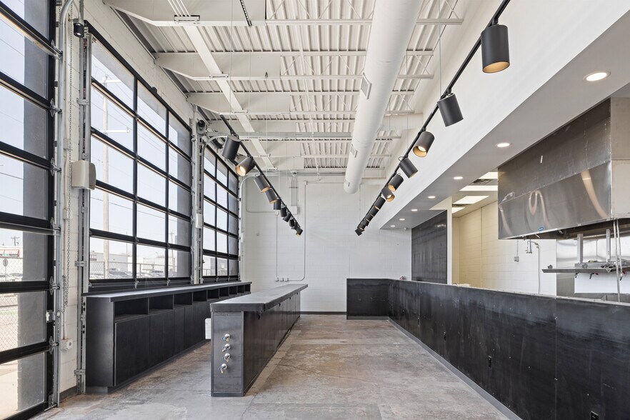 More Photos Of 120 N Western Ave, Oklahoma City Freestanding For Lease