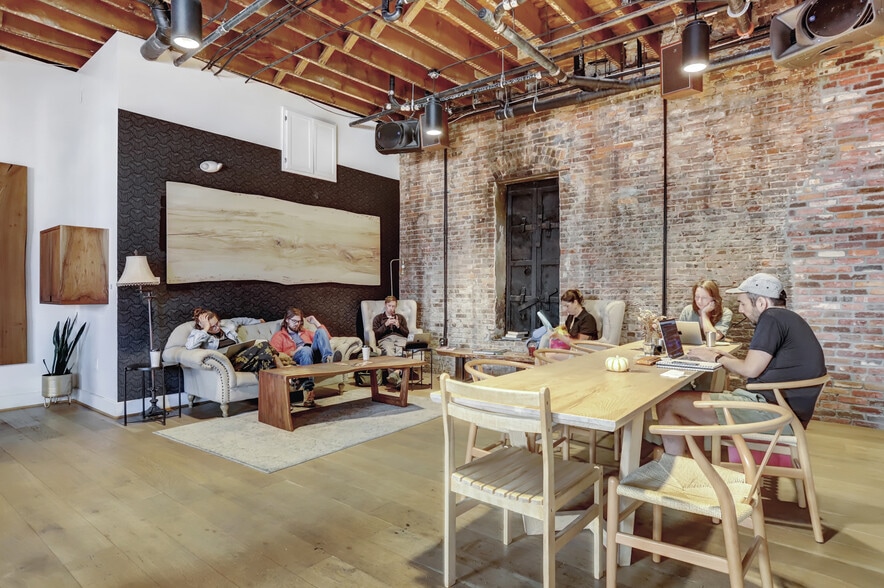 More Photos Of 233 Broad St, Nevada City Hotel For Sale