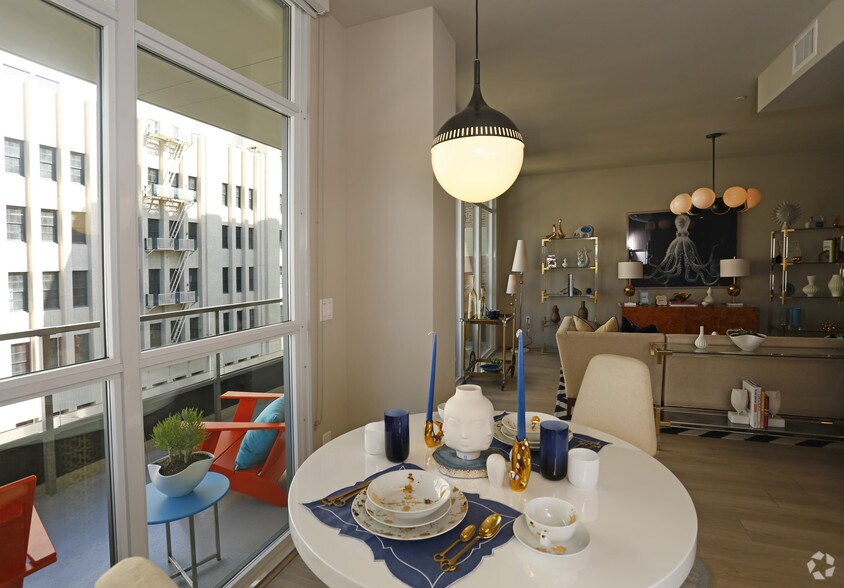 More Photos Of 750 S Grand Ave, Los Angeles Apartments For Lease