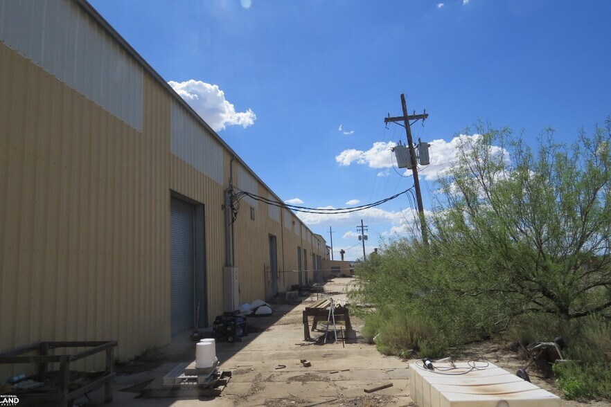 More Photos Of 1111 North Rd, Lordsburg Distribution For Sale