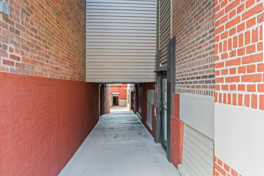 More Photos Of 65 S 4th Ave, Mount Vernon Storefront For Sale