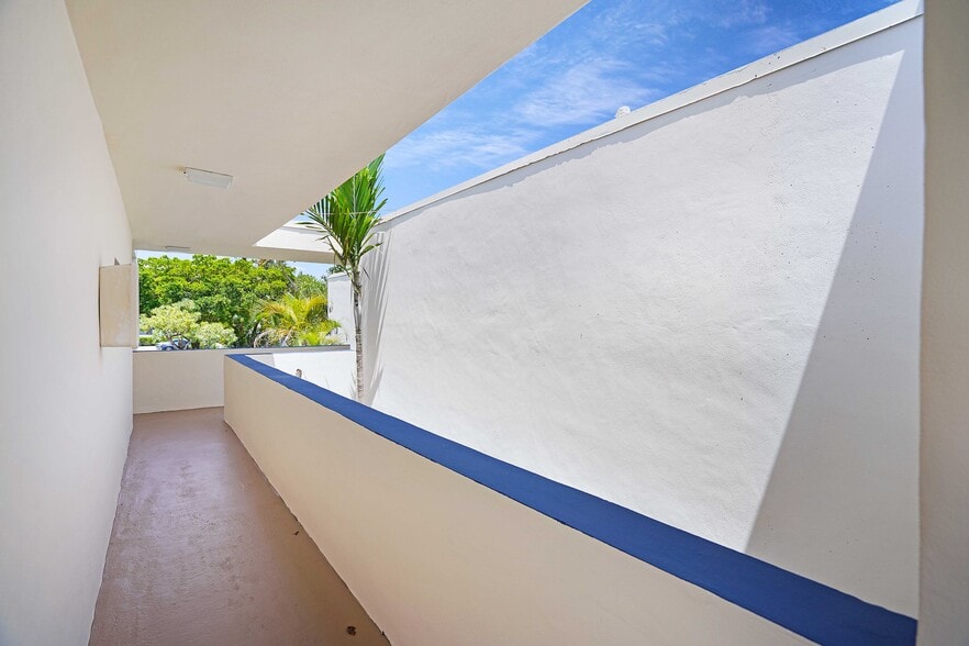 More Photos Of 100 SE 21 St, Fort Lauderdale Apartments For Sale