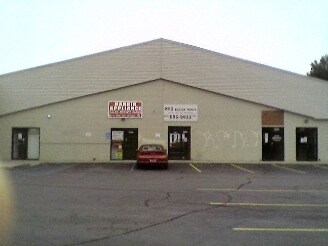 More Photos Of 1531-1553 S Wayne Rd, Westland Storefront For Sale