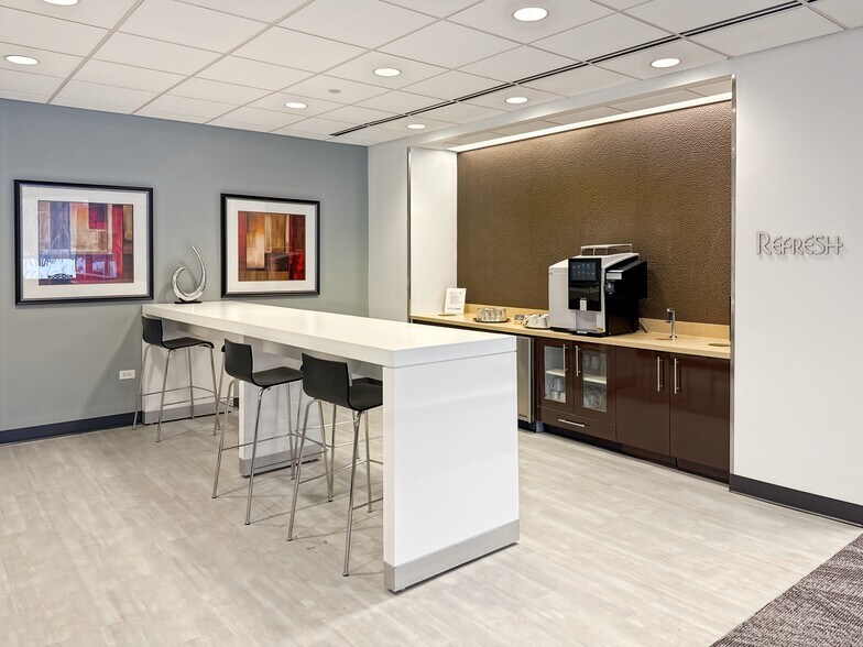 More Photos Of 100 S Saunders Rd, Lake Forest Coworking Space