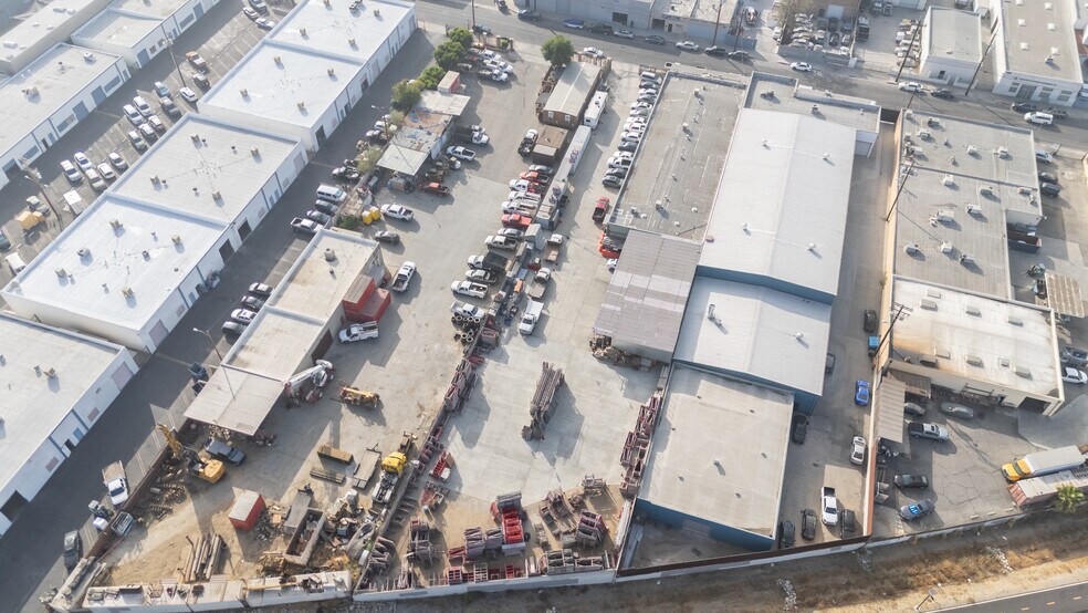 More Photos Of 661 Arroyo St, San Fernando Manufacturing For Lease