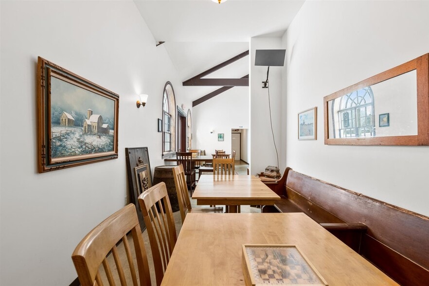 More Photos Of 4504 Bussey Rd, Syracuse General Retail For Sale