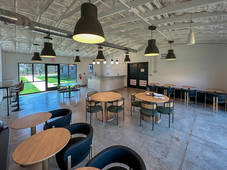 More Photos Of 2339 Odell School Rd, Concord Medical For Lease