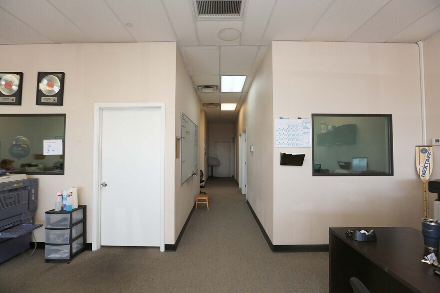 More Photos Of Thomas Rd @ SWC Thomas Rd. & 51st Ave., Phoenix Unknown For Lease