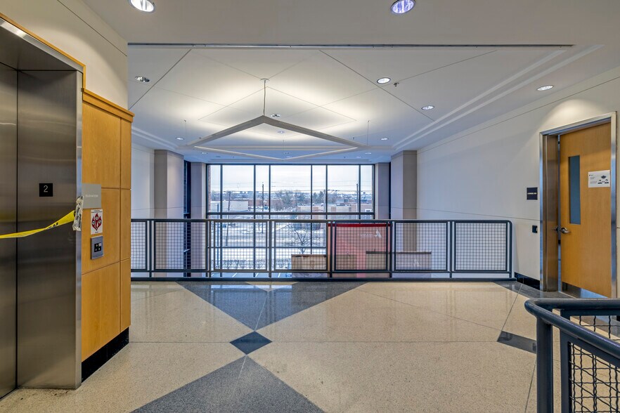 More Photos Of 760 Washington Ave, Carlstadt Light Distribution For Lease