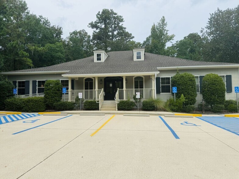 Primary Photo Of 56 Starbrush Cir, Covington Medical For Sale