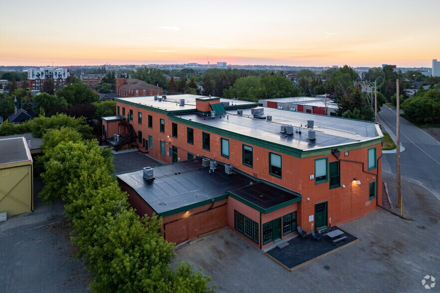 More Photos Of 1207-1215 13th St SE, Calgary Office For Lease