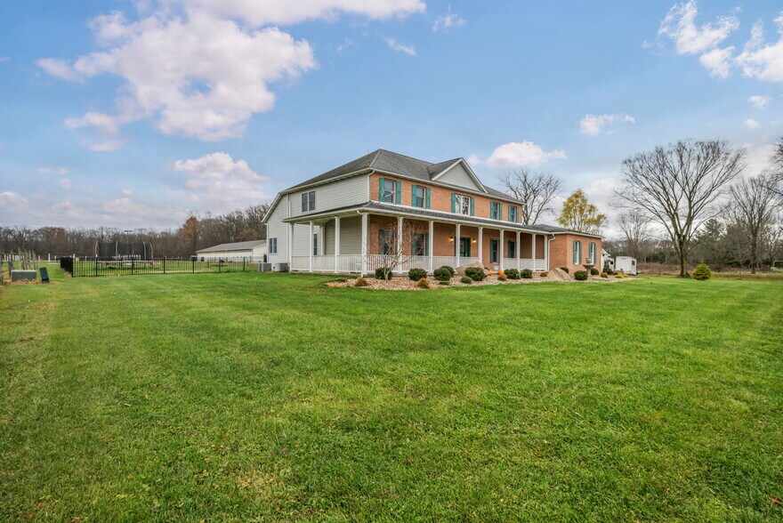 More Photos Of 16449 S Boone Rd, Columbia Station Specialty For Sale
