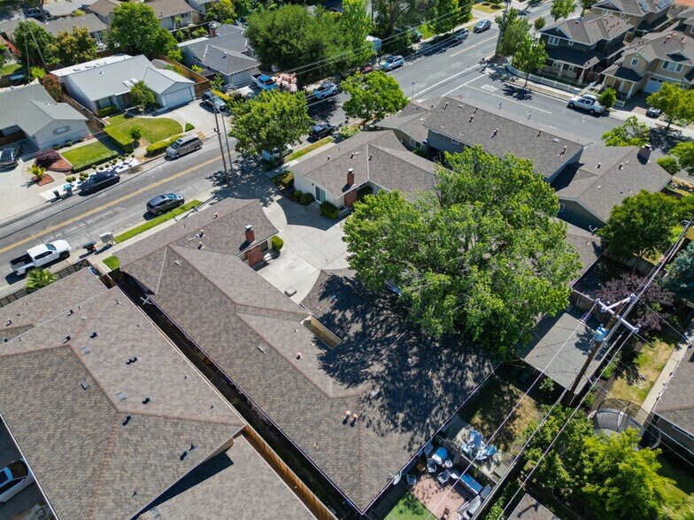 More Photos Of 1815 Bucknall Rd, Campbell Apartments For Sale
