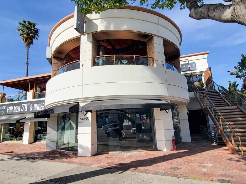 More Photos Of 14755 Ventura Blvd, Sherman Oaks General Retail For Lease