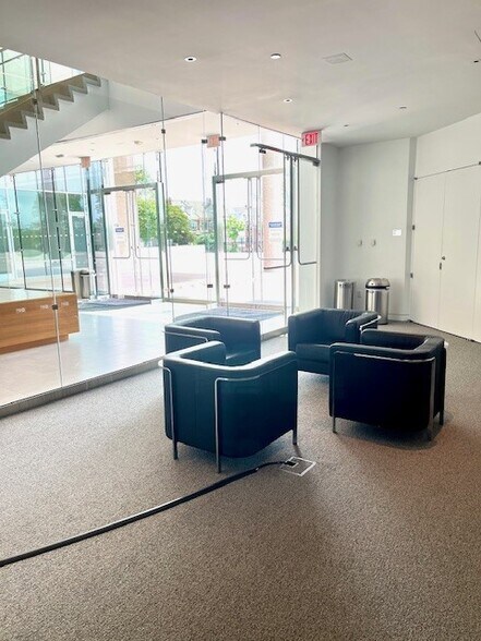 More Photos Of 701 N Fairfax St, Alexandria Office For Lease