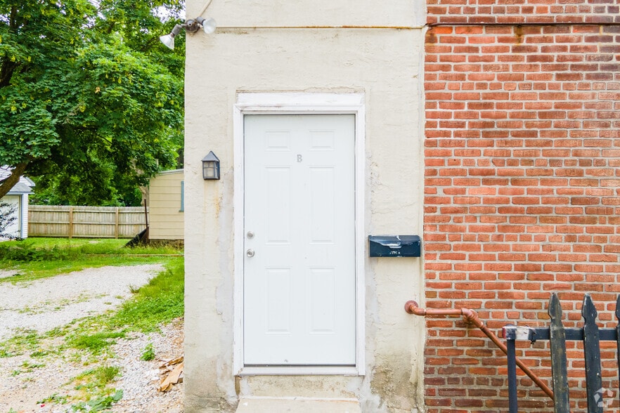 More Photos Of 893-895 Penn St, Bryn Mawr Storefront Retail Residential For Lease