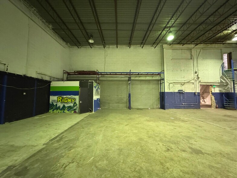 More Photos Of 1149 Watson St, Baltimore Warehouse For Sale