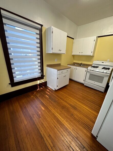 More Photos Of 904-914 24th St, San Diego Apartments For Sale
