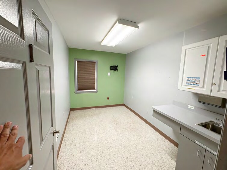 More Photos Of 10 1st St, Hackensack Medical For Sale