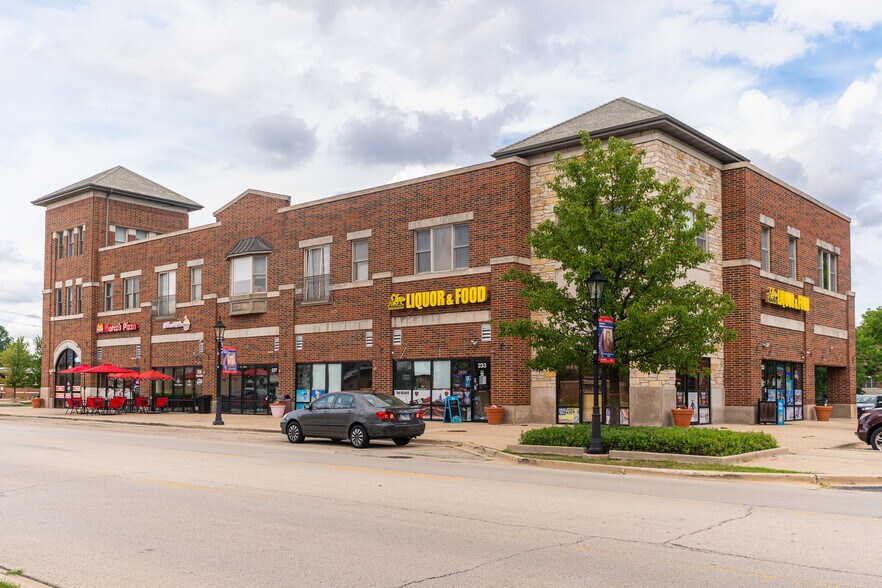 More Photos Of 241 S Main St, Bartlett Apartments For Lease