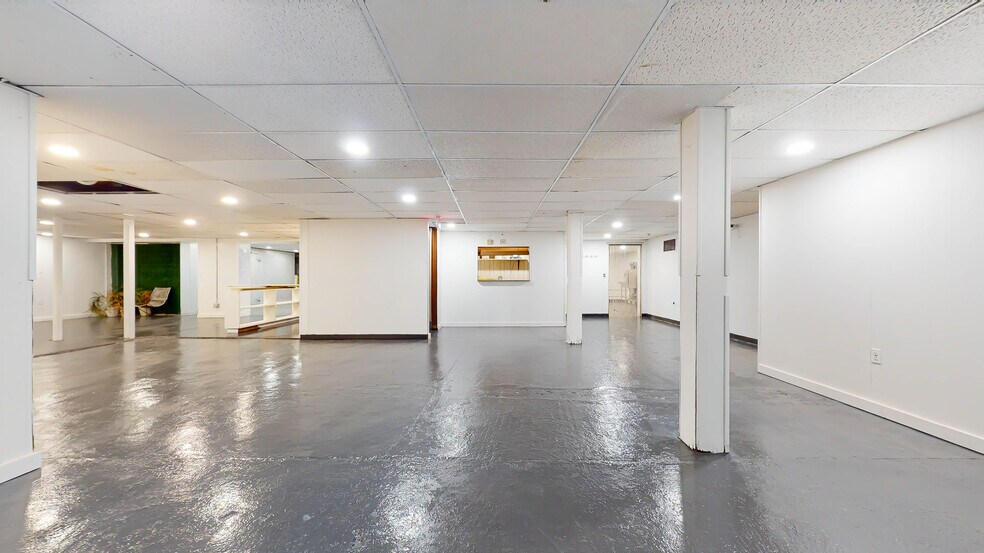 More Photos Of 906 Rt-28, Kingston Restaurant For Sale