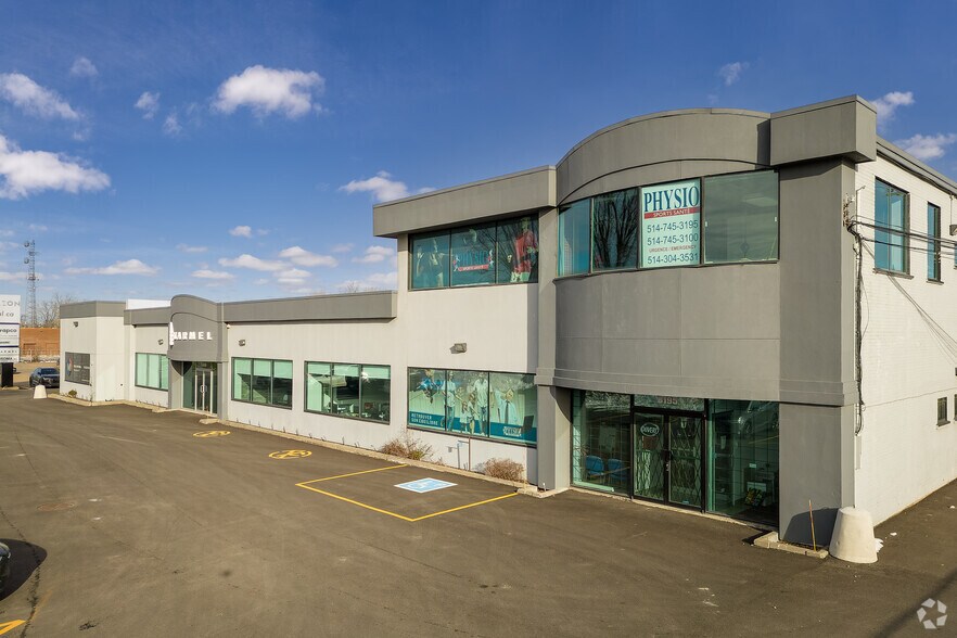 Primary Photo Of 3195-3227 Boul Pitfield, Saint-Laurent Light Manufacturing For Sale