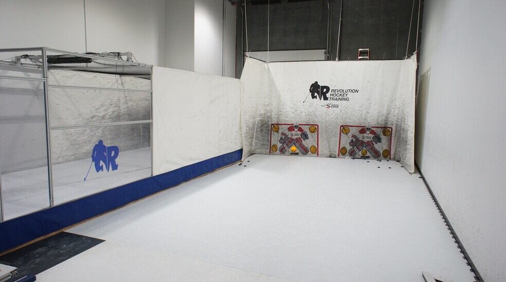 More Photos Of 118 Provincial Ave, Sherwood Park Flex For Sale