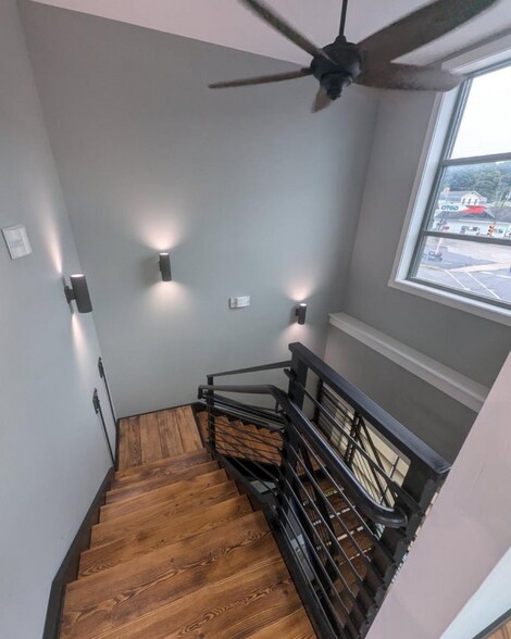 More Photos Of 353 Main St, Catawissa Office For Lease