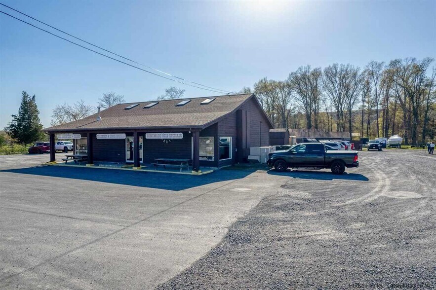 More Photos Of 963 Kings Hwy, Saugerties Restaurant For Sale
