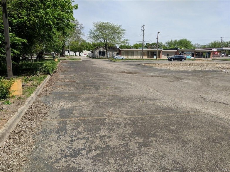 More Photos Of 630 E Dixie Dr, Dayton Land For Sale