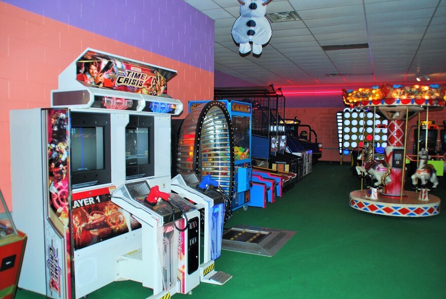 More Photos Of 2390 US Highway 9, Howell Golf Course Driving Range For Sale