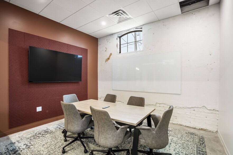 More Photos Of 1109-1115 Dumble st, Houston Office For Lease