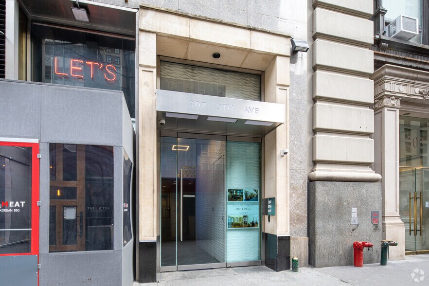 More Photos Of 307 Fifth Ave, New York Office For Lease