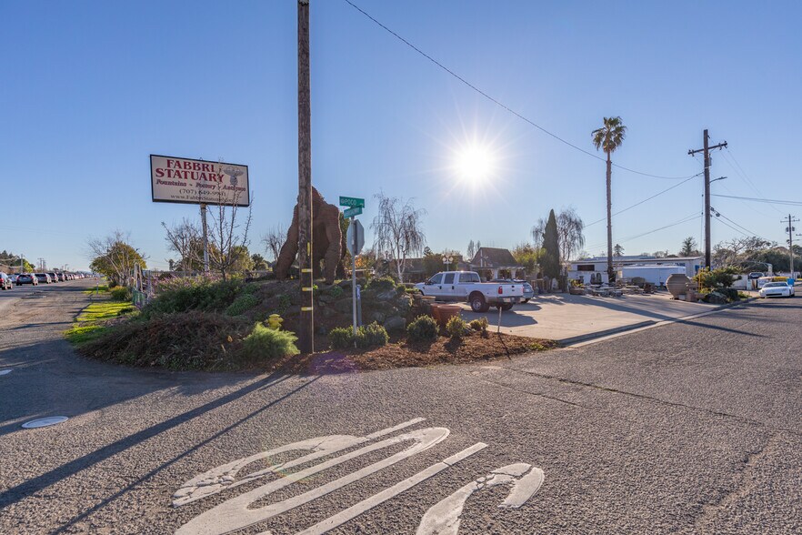 More Photos Of 3885 Napa Vallejo Hwy, American Canyon Garden Center For Sale