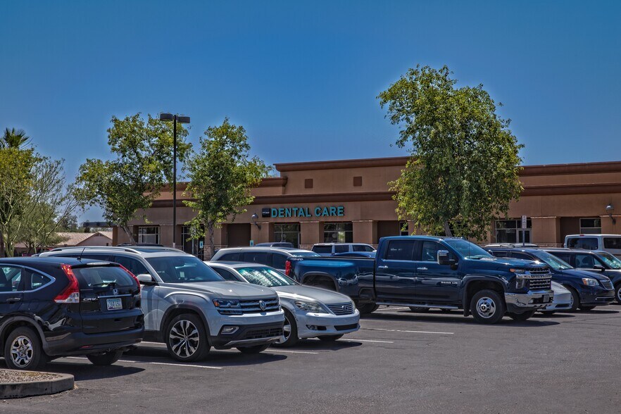 More Photos Of 1166 S Gilbert Rd, Gilbert General Retail For Sale