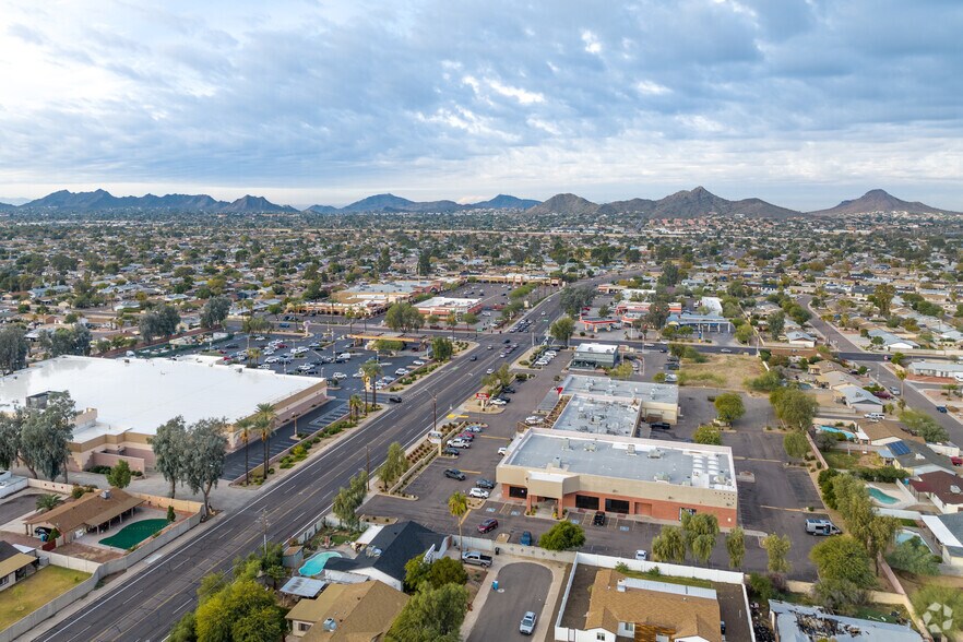 More Photos Of 4030 E Thunderbird Rd, Phoenix Storefront Retail Office For Lease