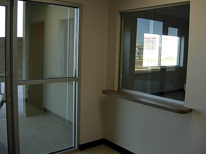 More Photos Of 11918 Conley Rd, Laredo Warehouse For Lease