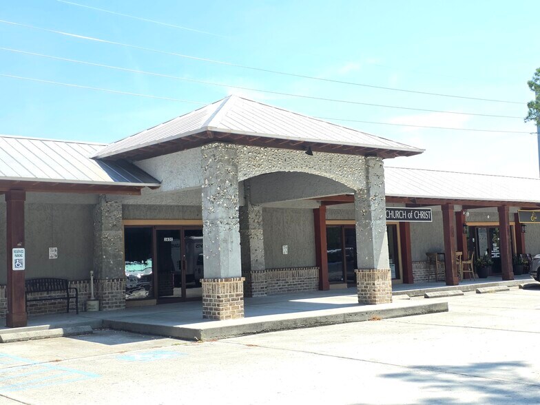 More Photos Of 163 Bluffton Rd, Bluffton Unknown For Lease
