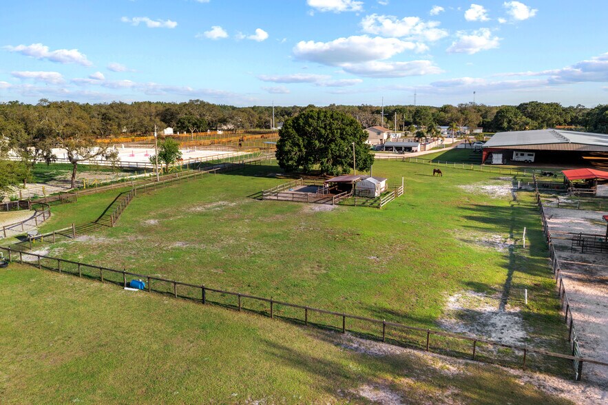 More Photos Of 7705 Gardner Rd, Tampa Specialty For Sale